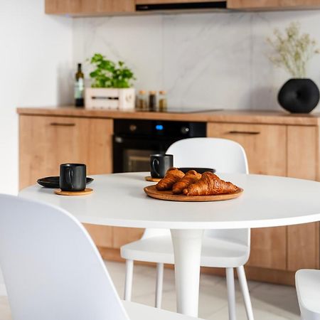 Apartamenty Fuzja - Komfortowe Mieszkania Blisko Centrum Lodzi Garaz 外观 照片