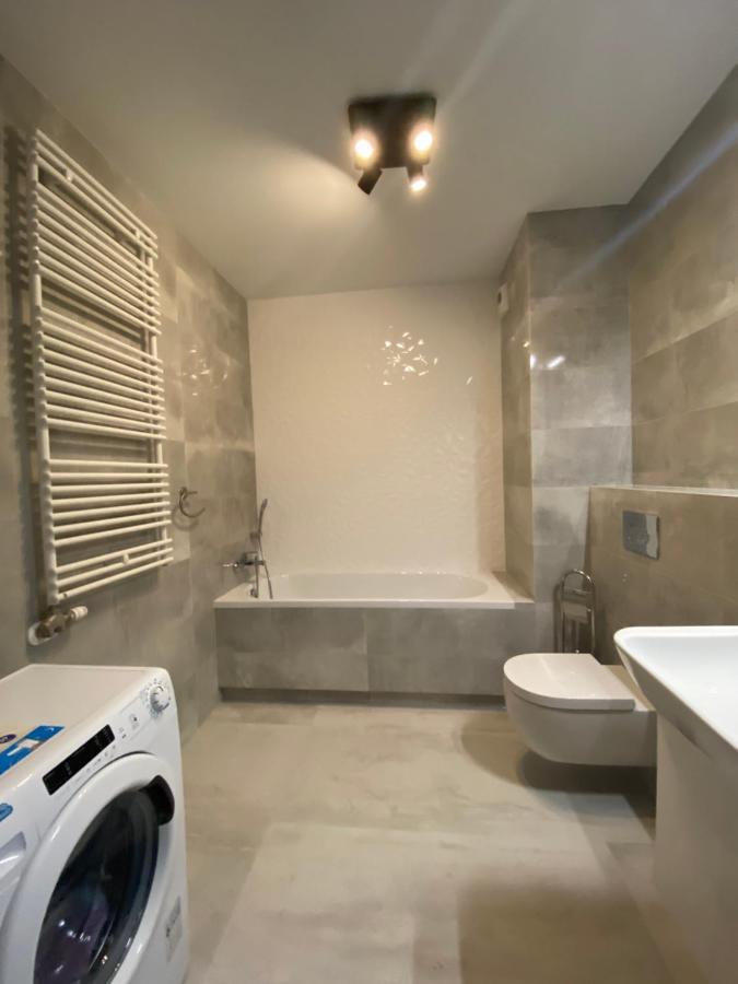 Apartamenty Fuzja - Komfortowe Mieszkania Blisko Centrum Lodzi Garaz 外观 照片