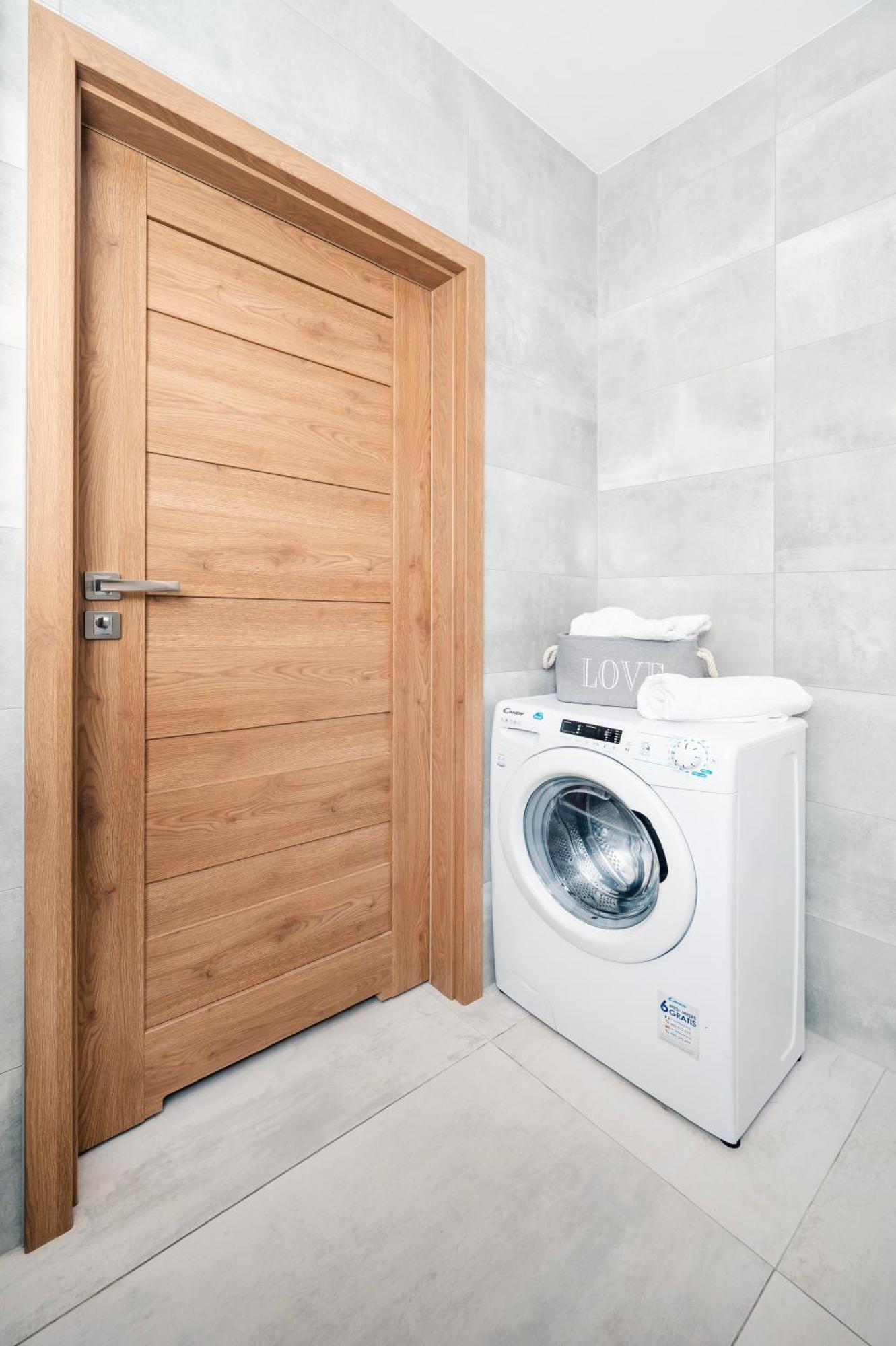 Apartamenty Fuzja - Komfortowe Mieszkania Blisko Centrum Lodzi Garaz 外观 照片